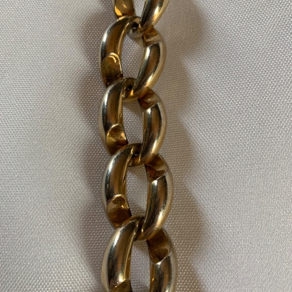 🎉Host Pick🎉.Dior Vintage Antique Gold Curb Link Chain Bracelet! - Picture 2 of 11